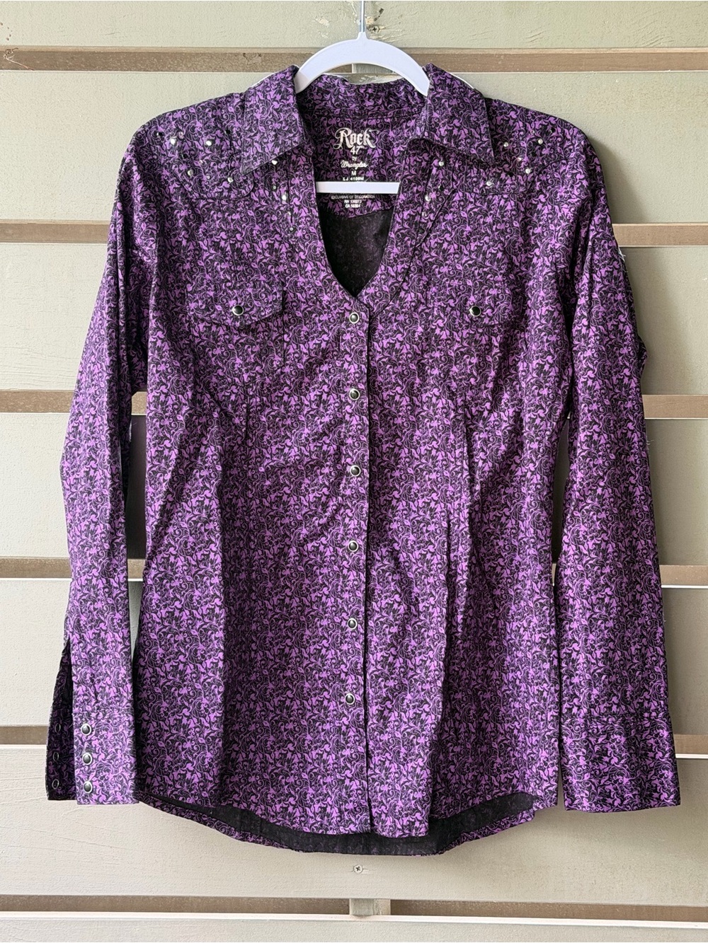 Rock 47 by Wrangler Purple Floral Snap-Front Button Down